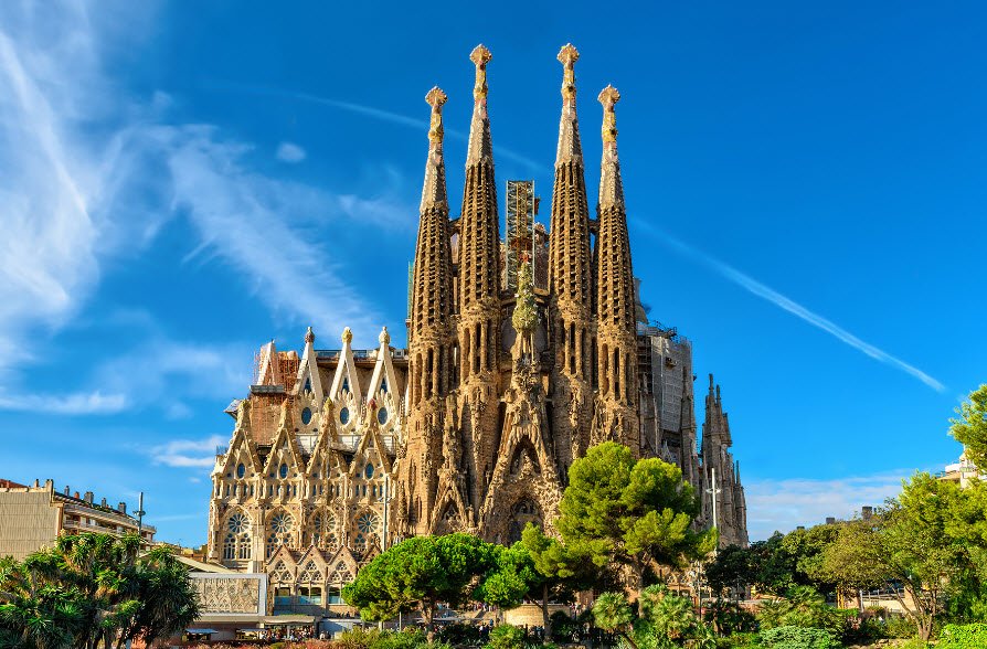 Visit La Sagrada Fam&iacute;lia